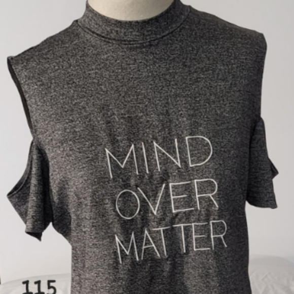 NWOT red sky top - Picture 1 of 1